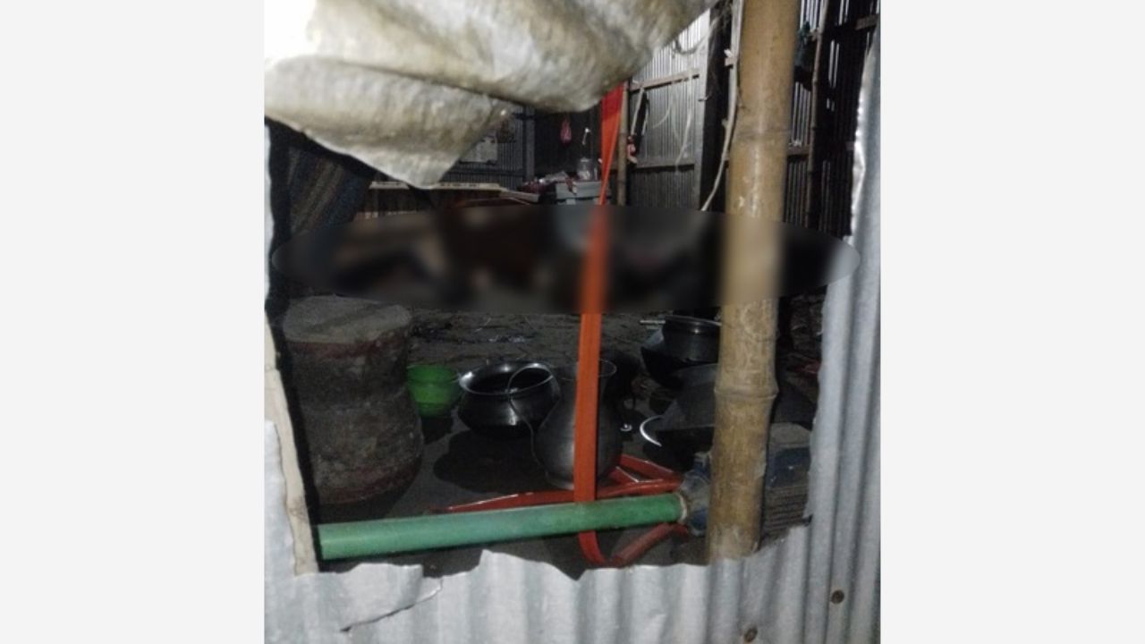 ঠাকুরগাঁওয়ে ঘরে মিলল মা-মেয়ের অর্ধগলিত লাশ